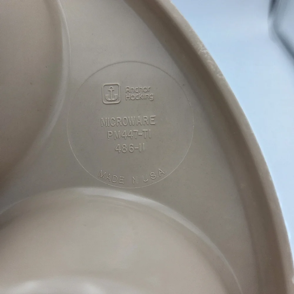 Anchor Hocking Microware Muffin Cupcake Pan PM 447 TI 486 4 Beige Tan 10